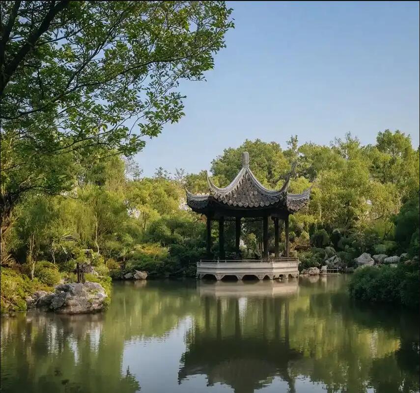 濮阳雨双建筑有限公司